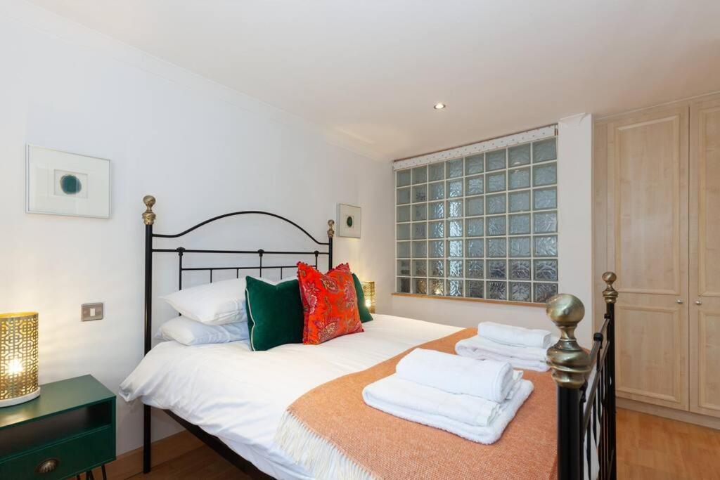 Apartment In The Heart Of The City Centre, Live Like A Local Оксфорд Екстер'єр фото