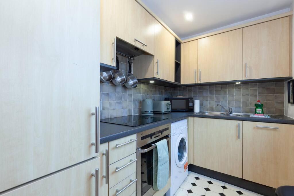 Apartment In The Heart Of The City Centre, Live Like A Local Оксфорд Екстер'єр фото