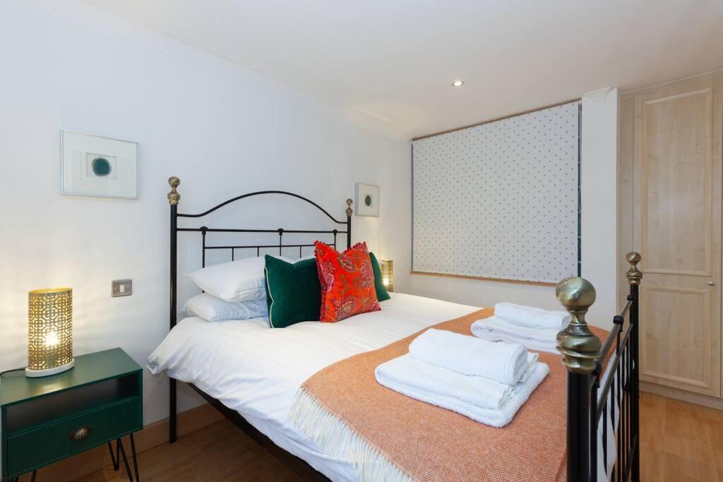 Apartment In The Heart Of The City Centre, Live Like A Local Оксфорд Екстер'єр фото